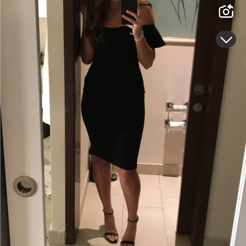 Missguided Black Off-Shoulder‎ Dress